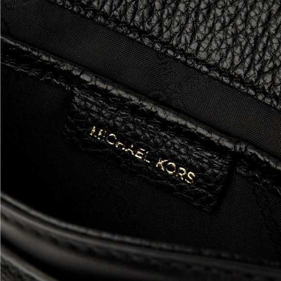 MICHAEL Michael Kors Black Bedford Legacy Leather Flap Crossbody. - Picture 7 of 9